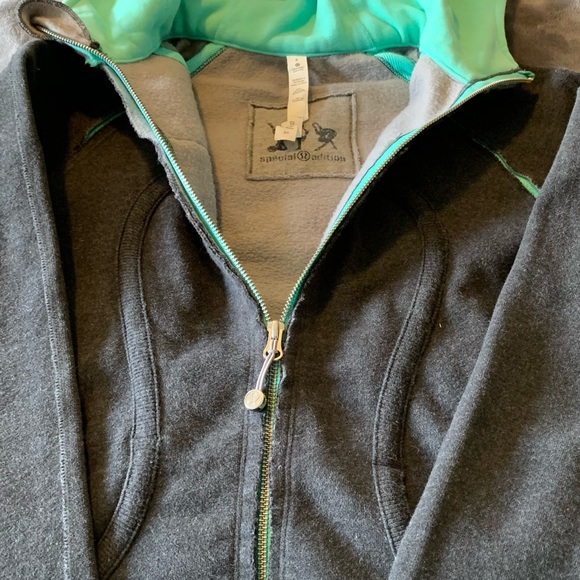 Lululemon sweater size 6 grey & aqua - Picture 5 of 8